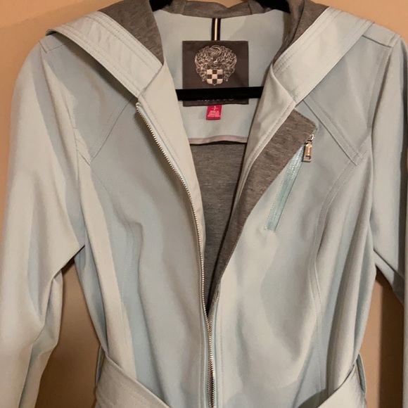 NWT Vince Camuto Softshell Hooded Jacket Size: S - Picture 4 of 7
